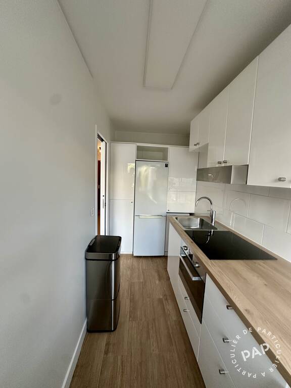 Appartement Place du Maréchal de Lattre de Tassigny à Paris