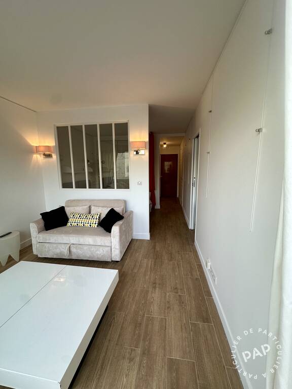 Appartement Place du Maréchal de Lattre de Tassigny à Paris