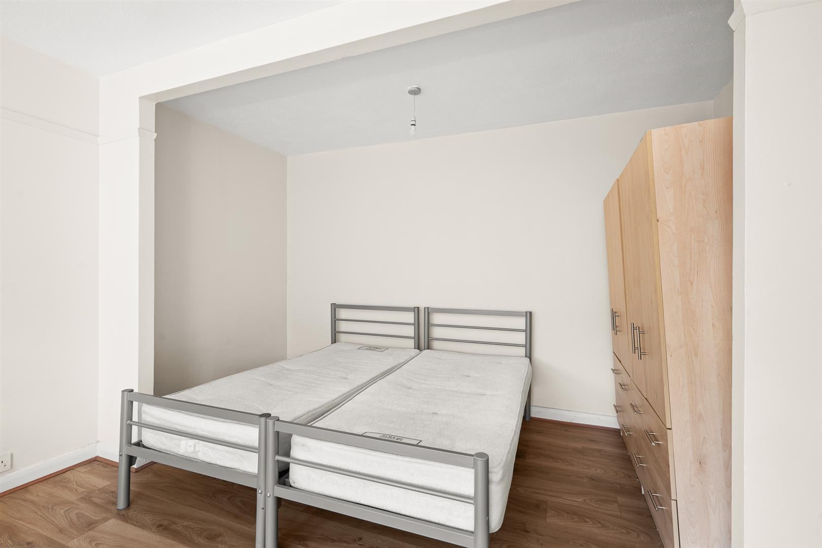 Flat Brighton Road in Greater London