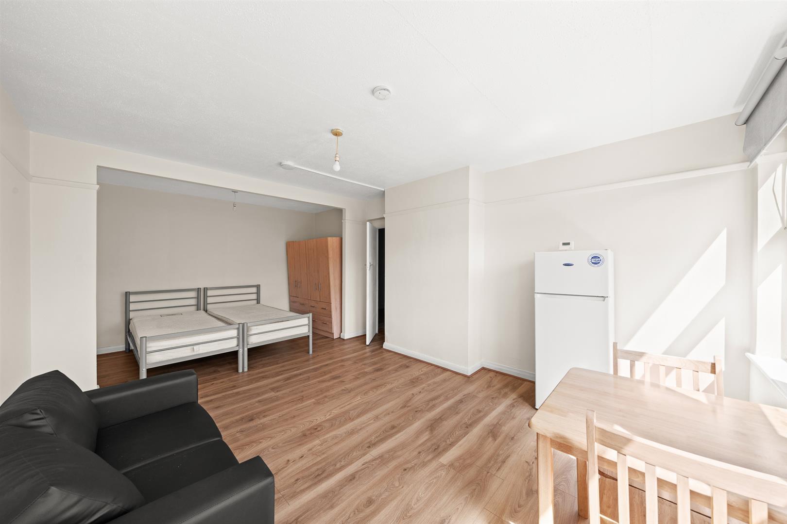 Flat Brighton Road in Greater London
