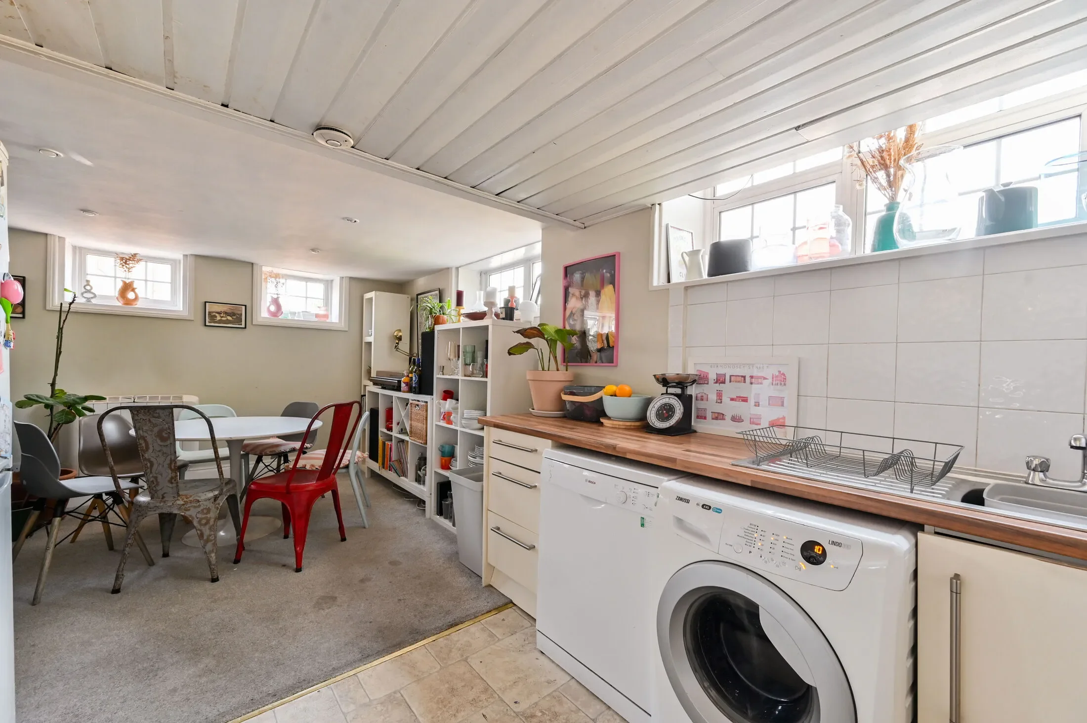 Flat Townsend Street in Greater London