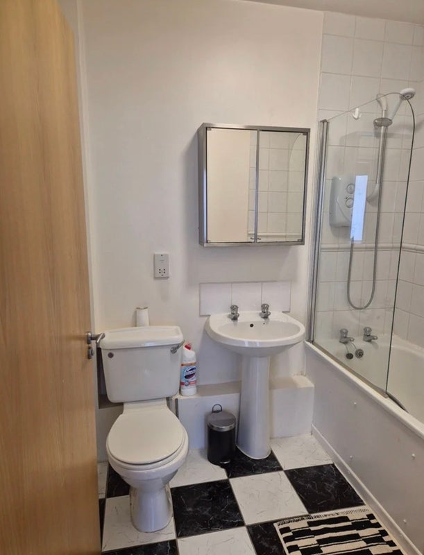 Room Northenden Road in Trafford