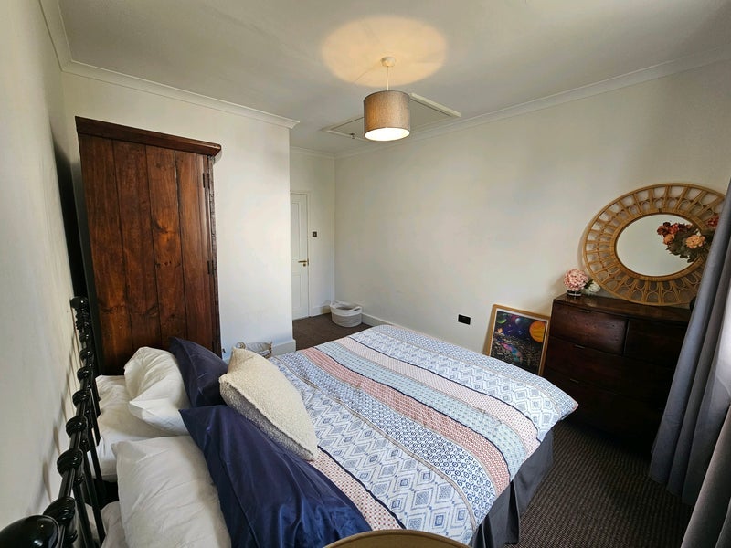 Room Wandsworth Bridge Road in Greater London