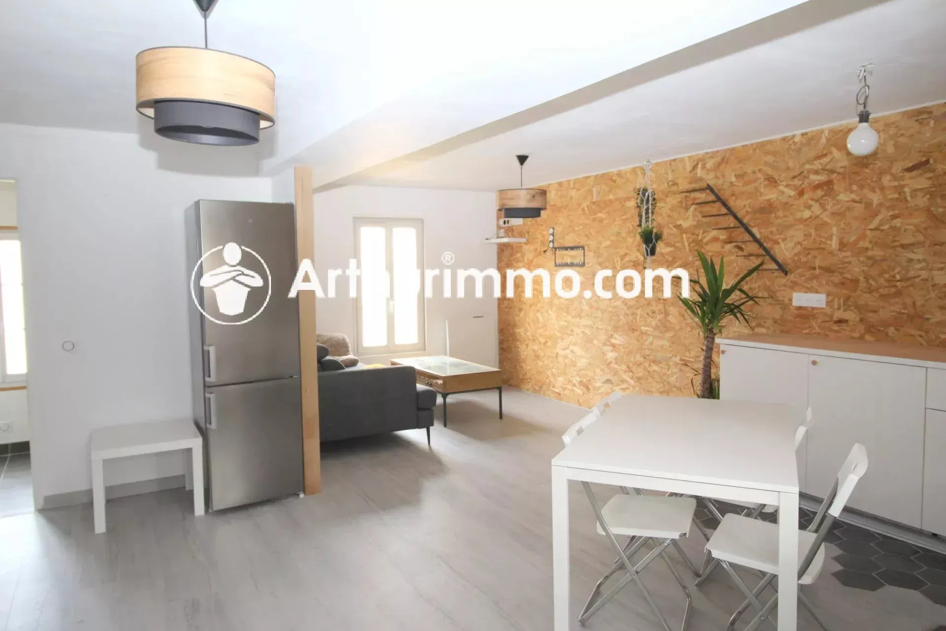 Flat Rue de Seine-Port in Vert-Saint-Denis