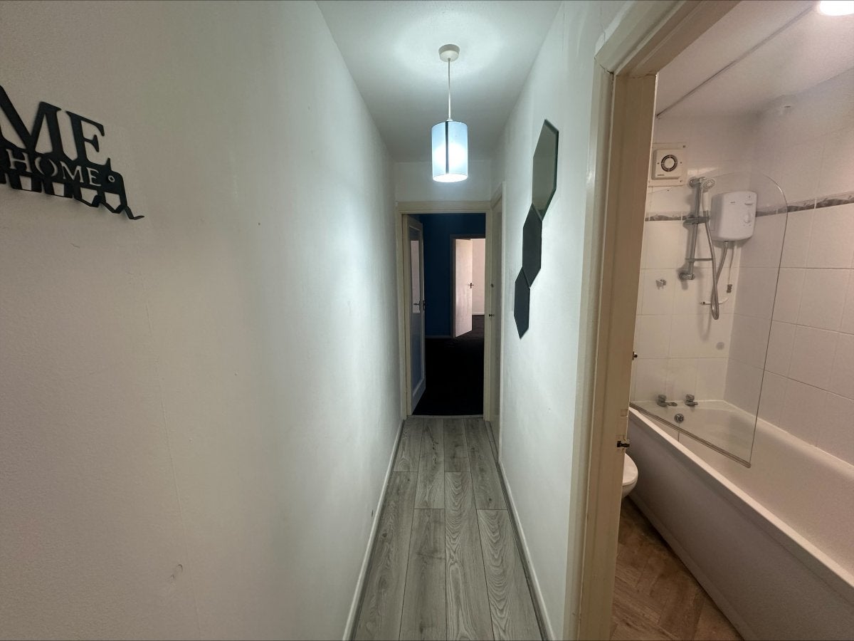 Flat Avalon Close in Greater London