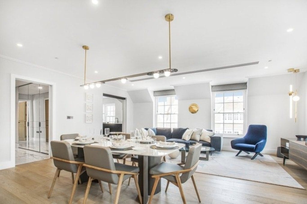 Flat Balfour Place in City of Westminster