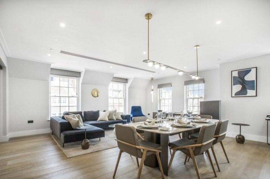 Flat Balfour Place in City of Westminster