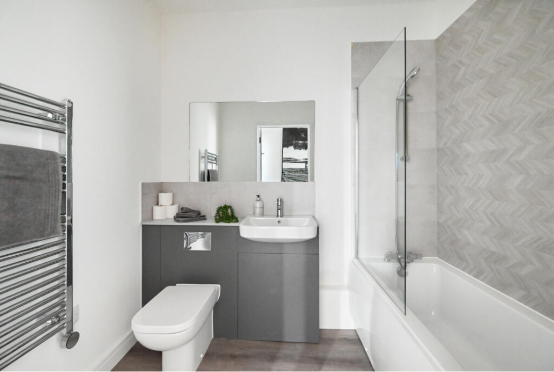 Flat Oundle Road in Peterborough