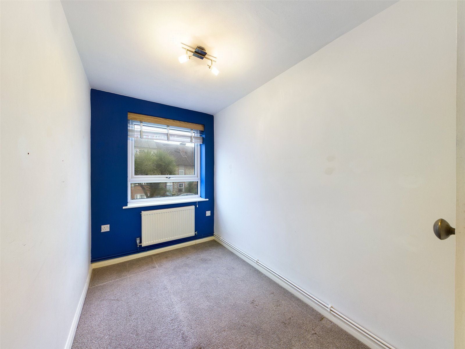 Flat Hartnup Street in Maidstone