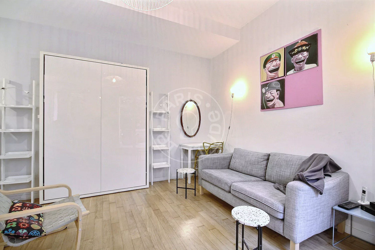 Flat Rue Houdon in Paris