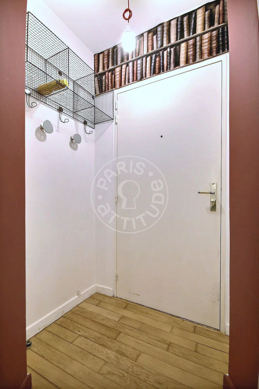 Flat Rue Houdon in Paris