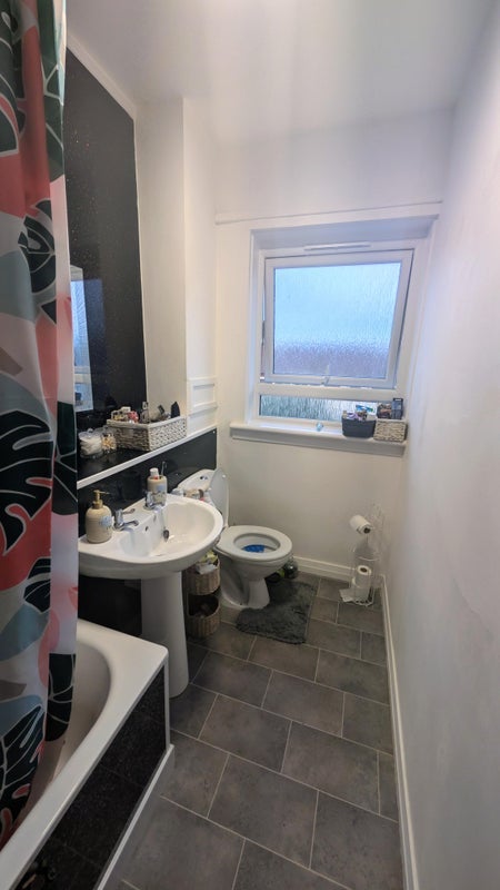 Flat Calvay Road in Glasgow
