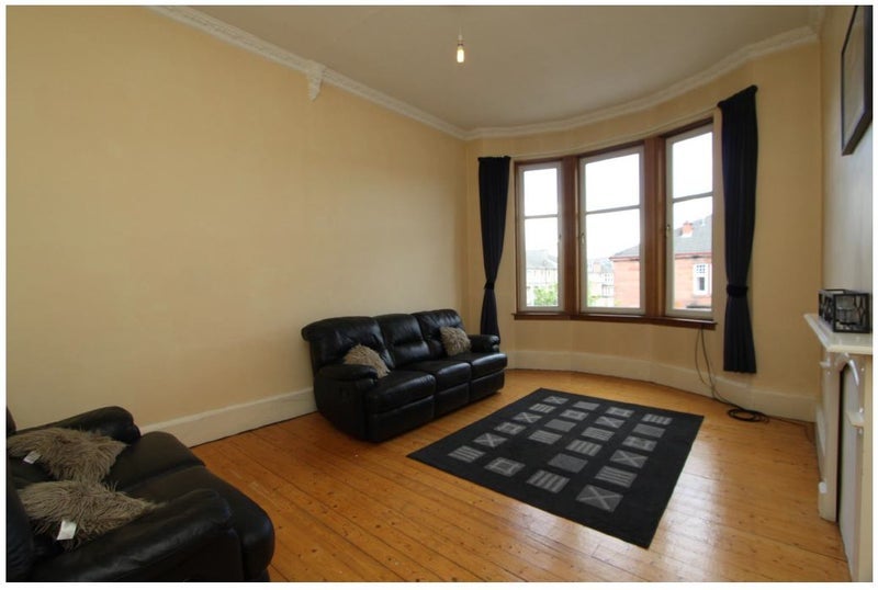 Flat Paisley Road West in Glasgow