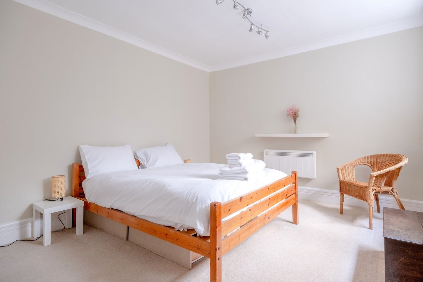 Flat Gloucester Terrace in City of Westminster