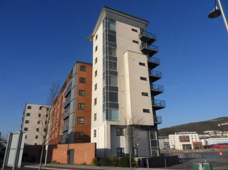 Flat King's Road in Swansea