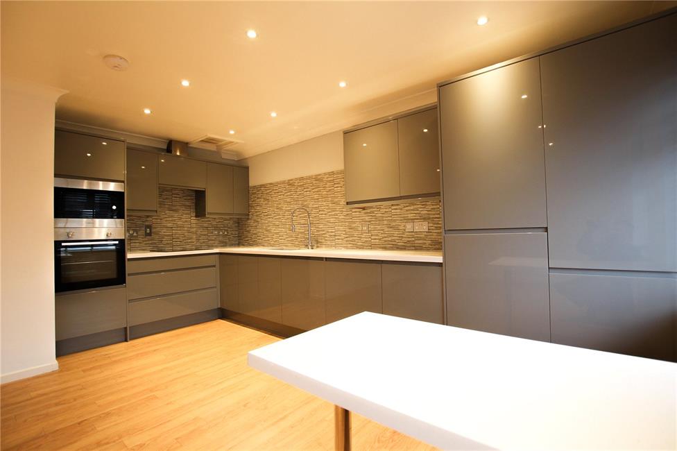 Flat Frederick Street in Llanelli