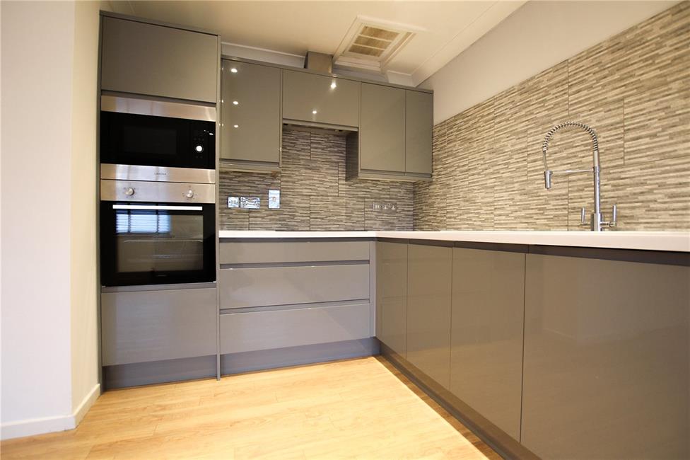 Flat Frederick Street in Llanelli