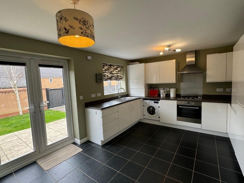 House Einstein Crescent in Duston
