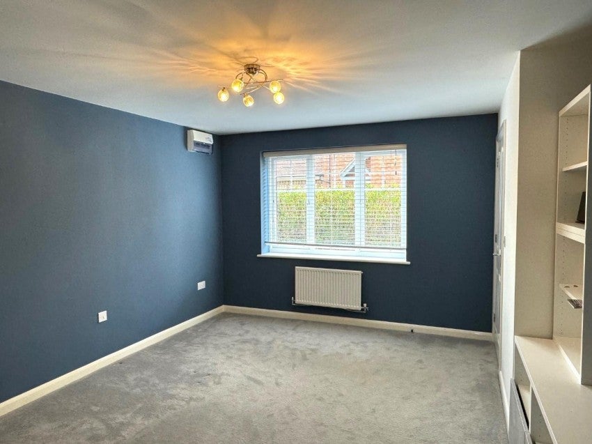 House Einstein Crescent in Duston