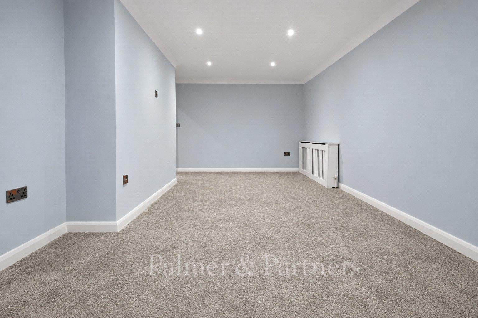 House Rosecroft Close in Clacton-on-Sea