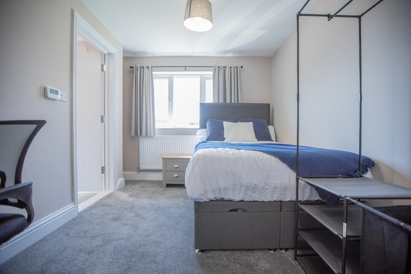 Room Moat Drive in Gosport
