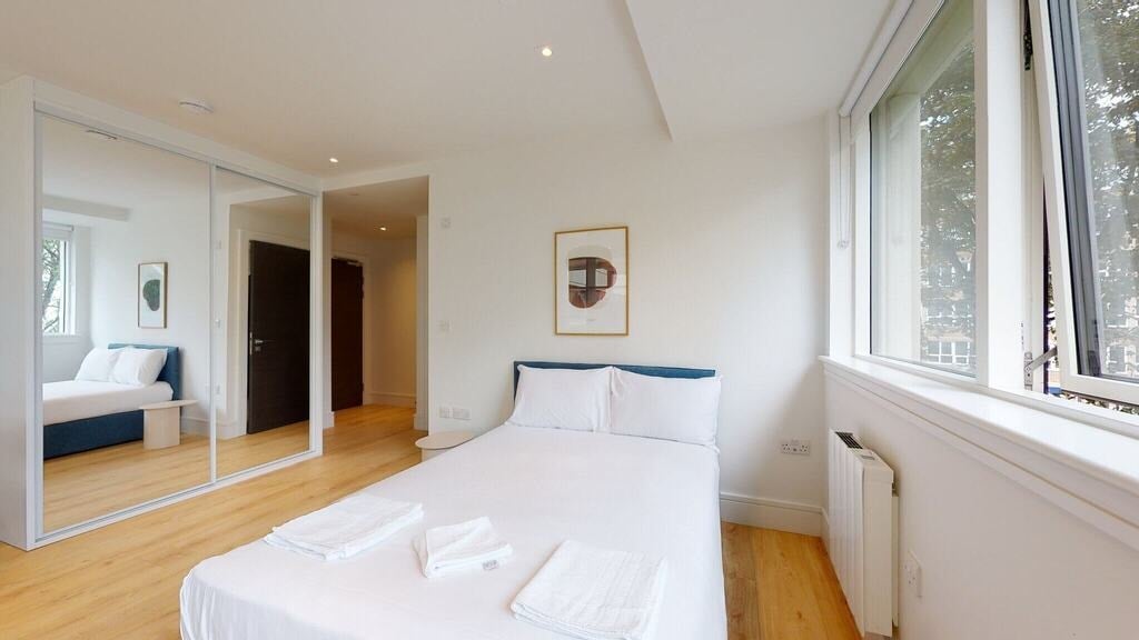 Flat Humphry Repton Lane in Greater London