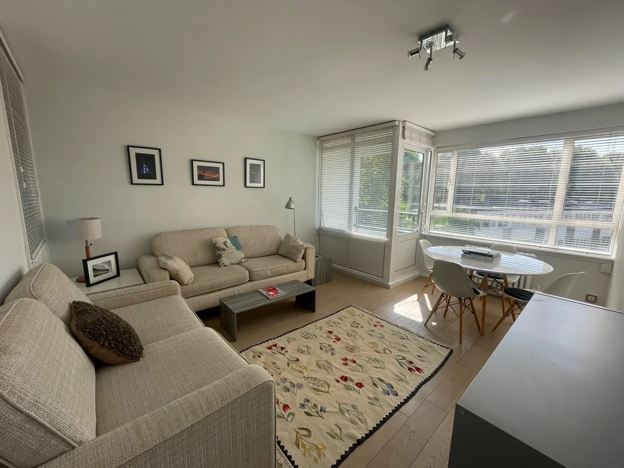 Flat Churchill Gardens Road in City of Westminster