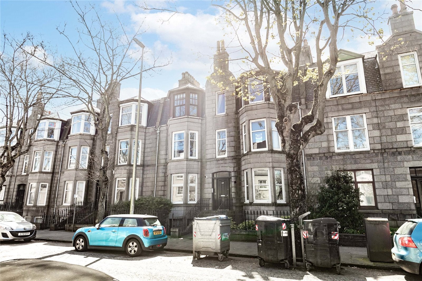 Flat Fonthill Road in Aberdeen City