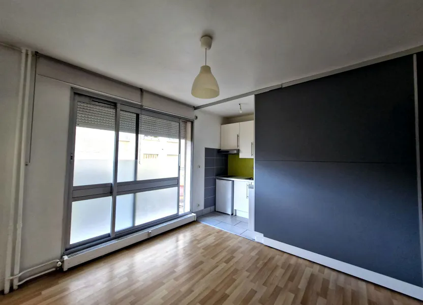 Flat Rue de Mâcon in Reims