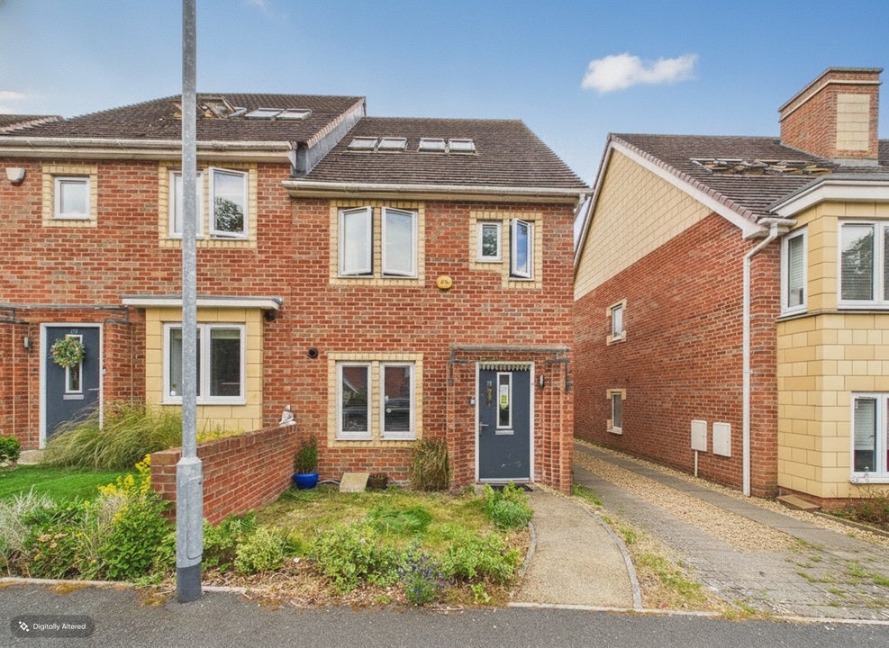 House Kennedy Avenue in High Wycombe
