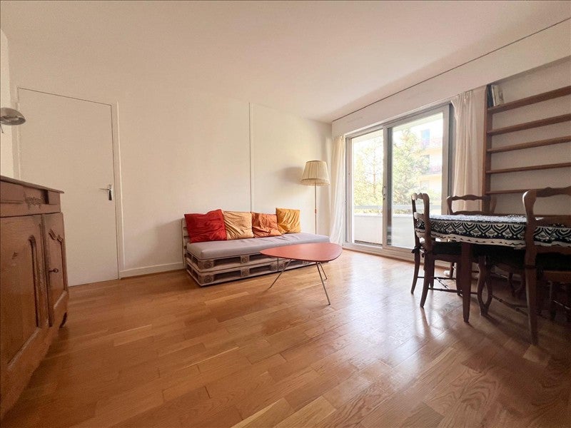 Flat Rue des Reculettes in Paris