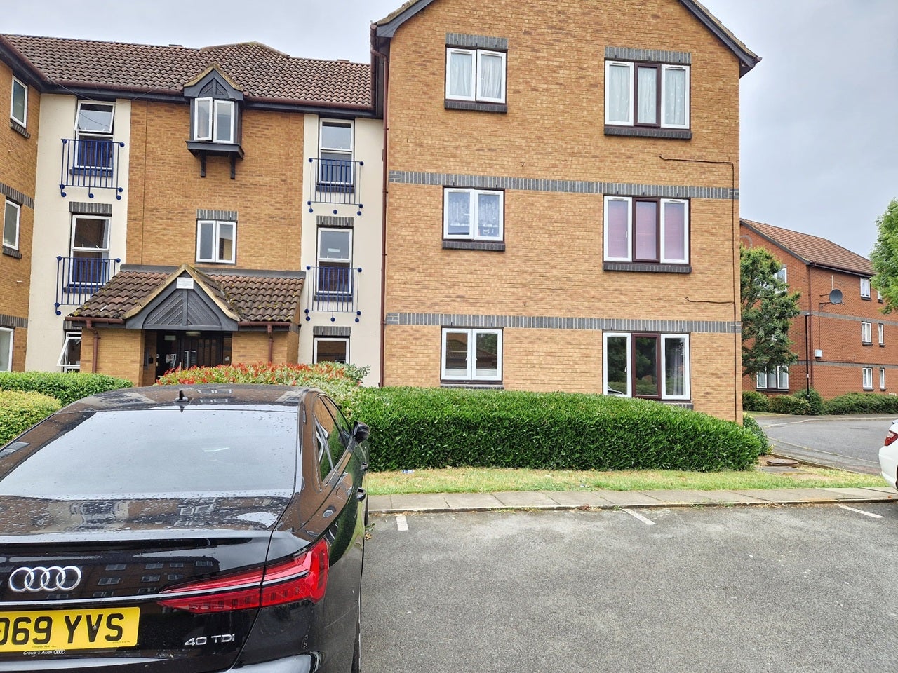 Flat Swaythling Close in Greater London