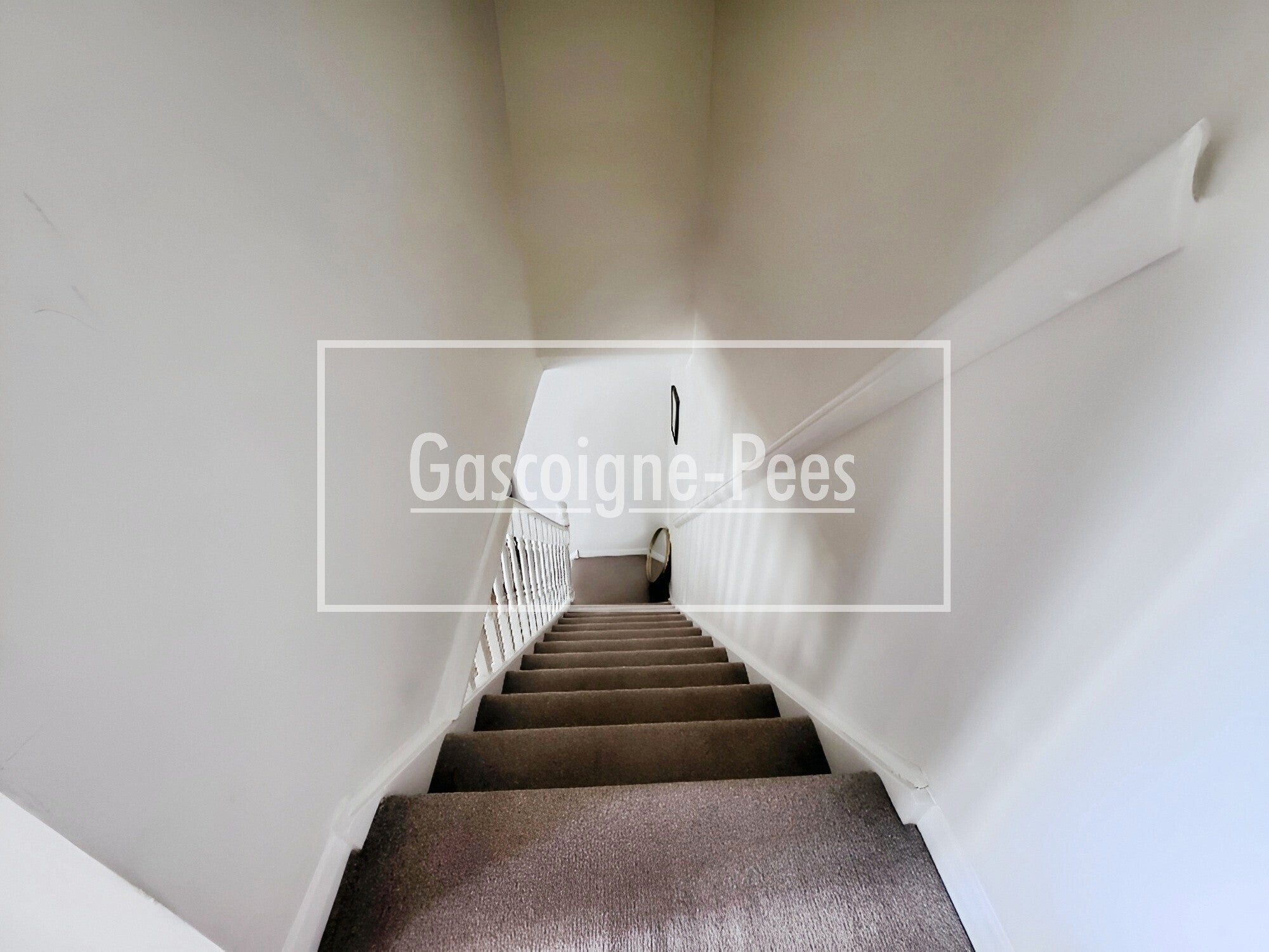 House Crofton Close in Winkfield