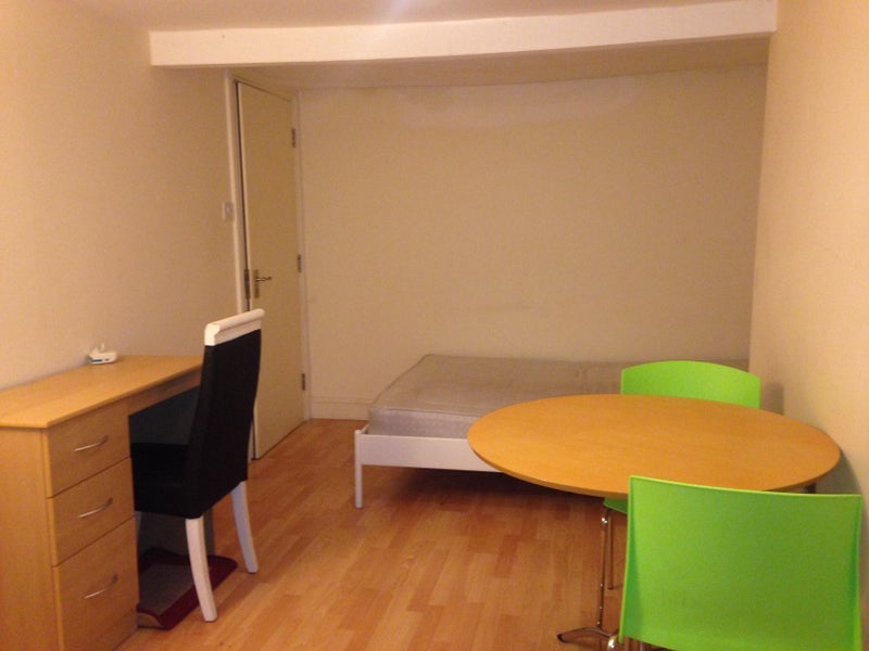 Room Gray's Inn Road in Greater London