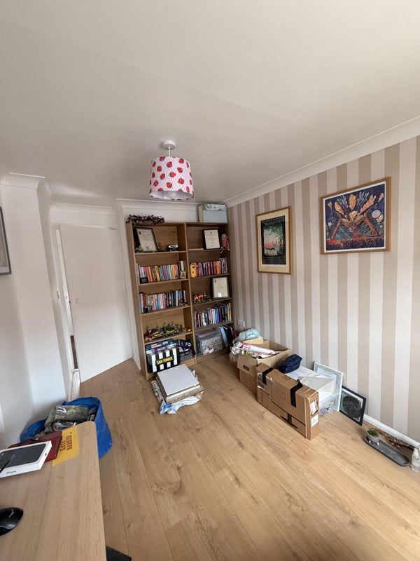 Room Weeland Drive in Wakefield