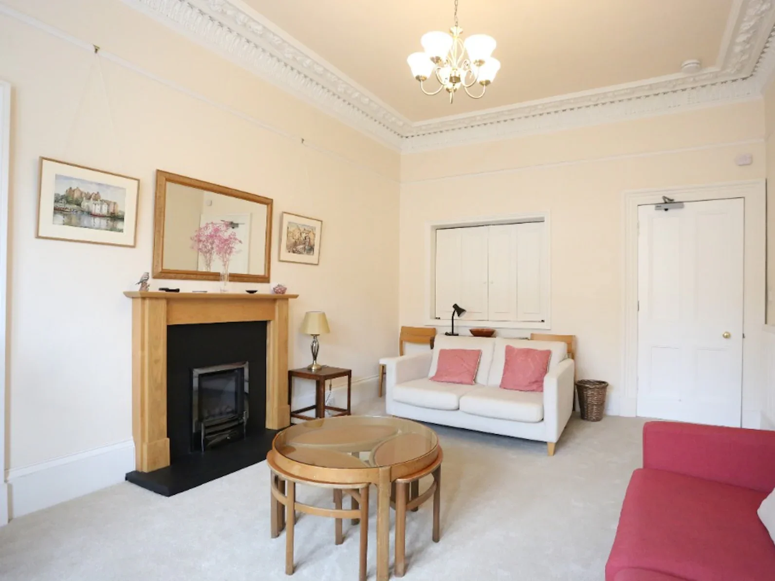 Flat Marchmont Crescent in City of Edinburgh