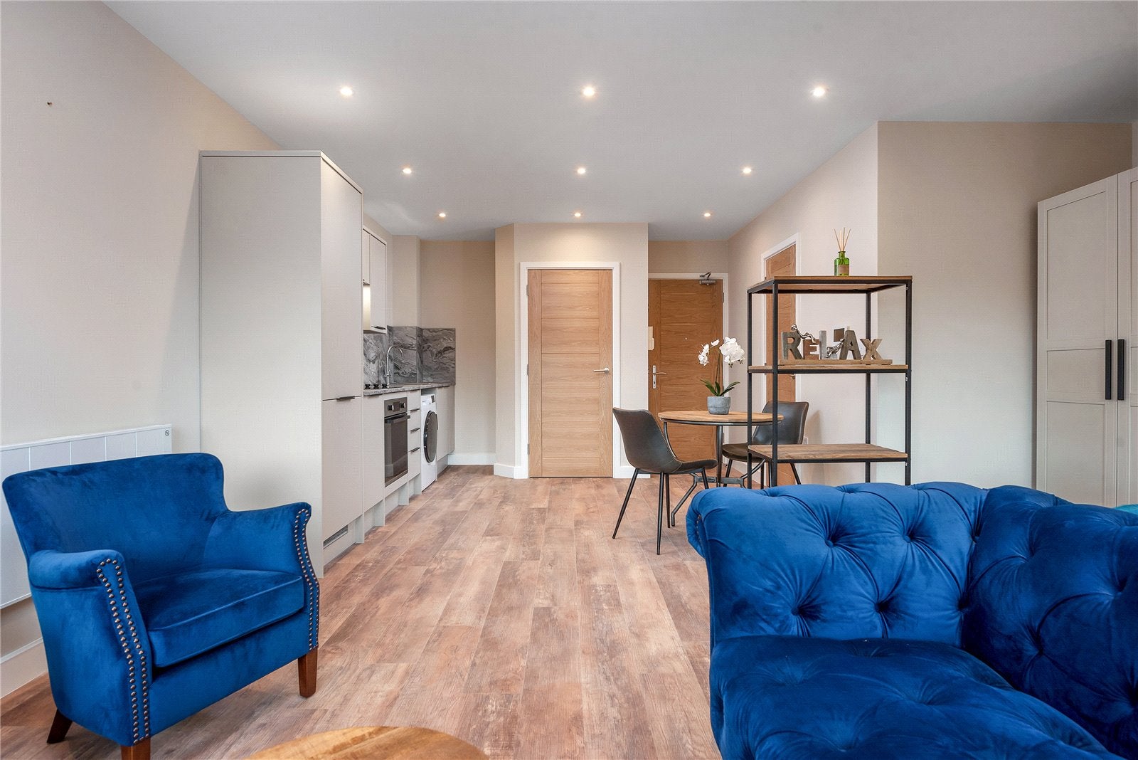 Flat Burleys Way in Leicester