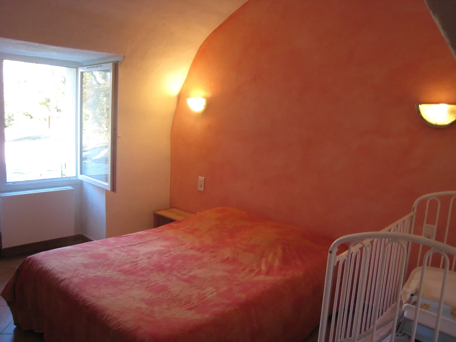 Room Chemin de Tatée in Forcalquier