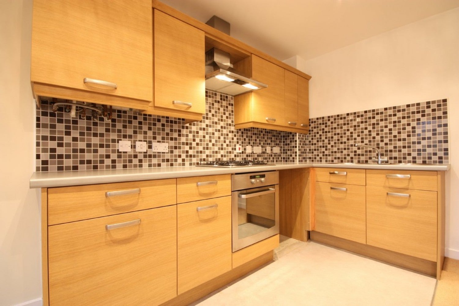 Flat Larch Road in Selby