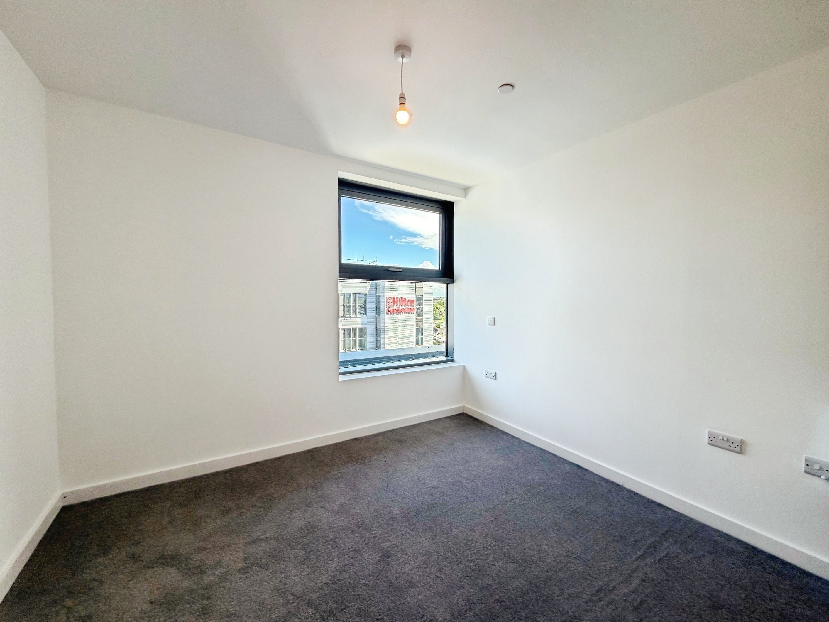 Flat Albert Place in Peterborough