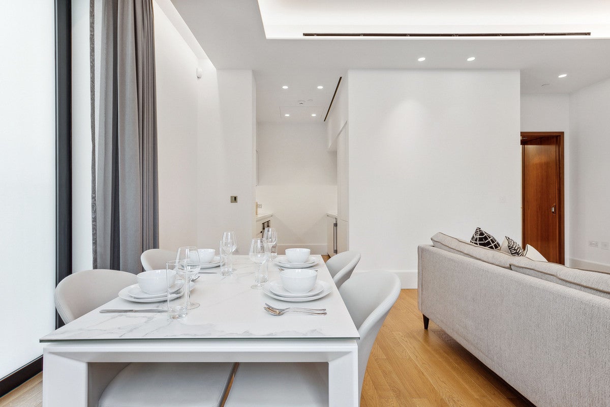 Flat York Passage in Greater London