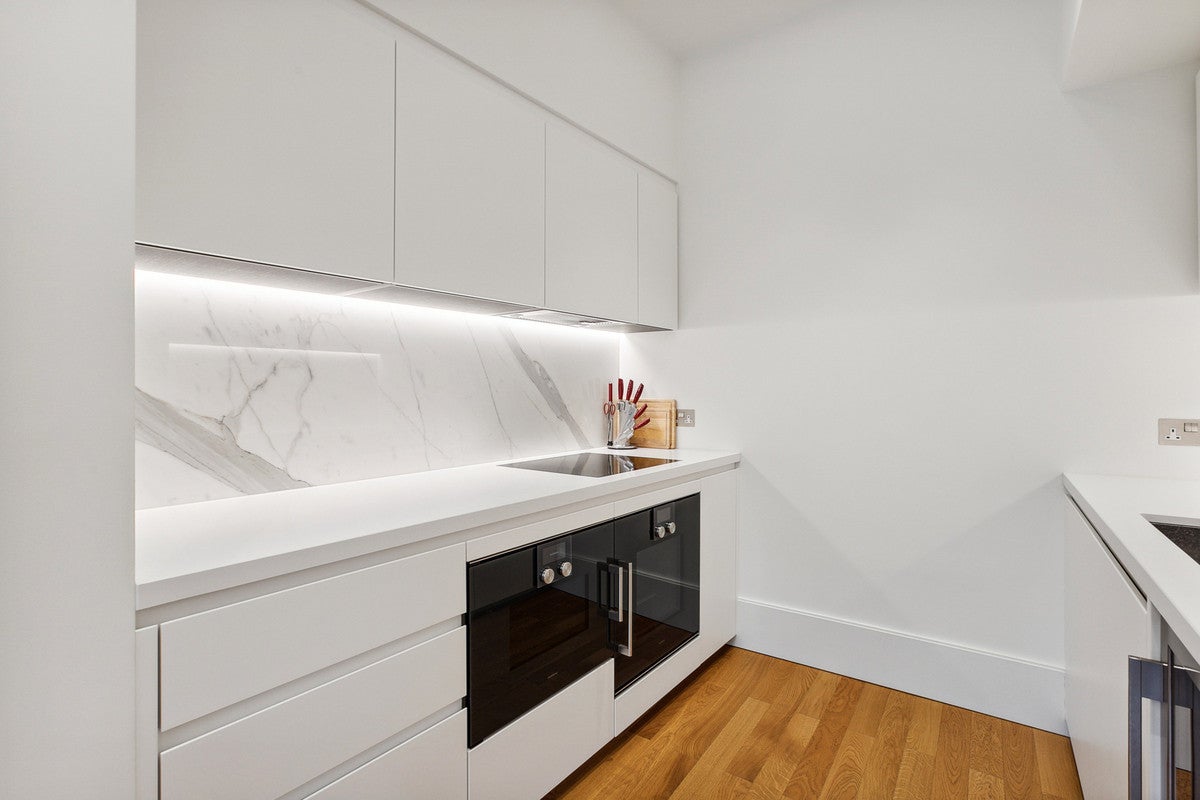 Flat York Passage in Greater London