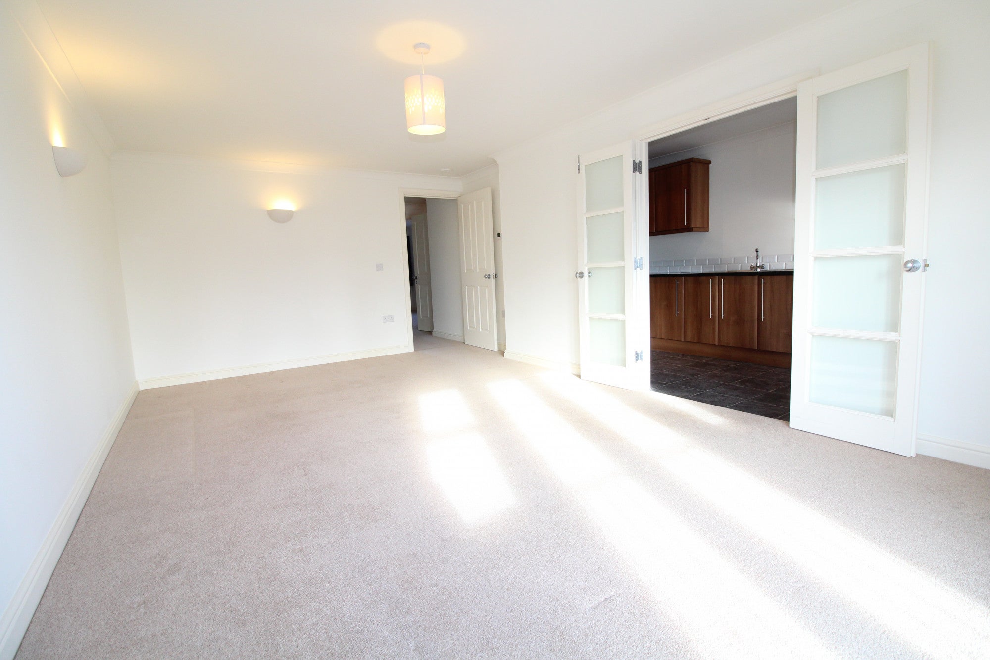 Flat Henry Penn Walk in Peterborough