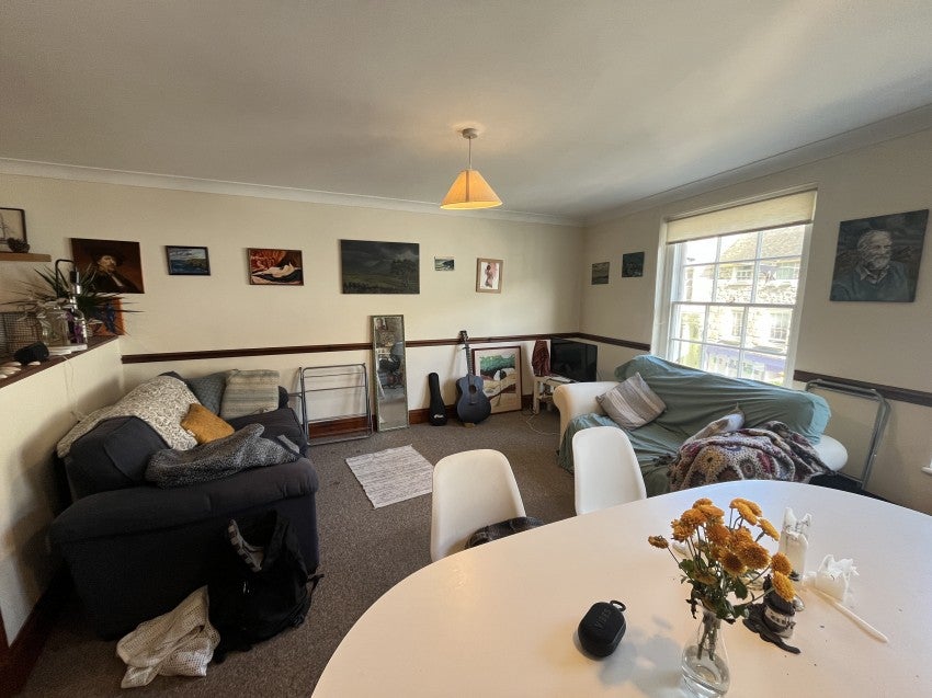 Flat Saracen Way in Penryn