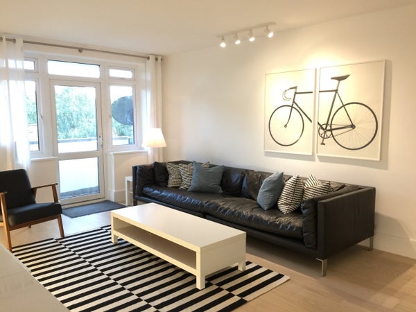Flat Blenheim Crescent in London