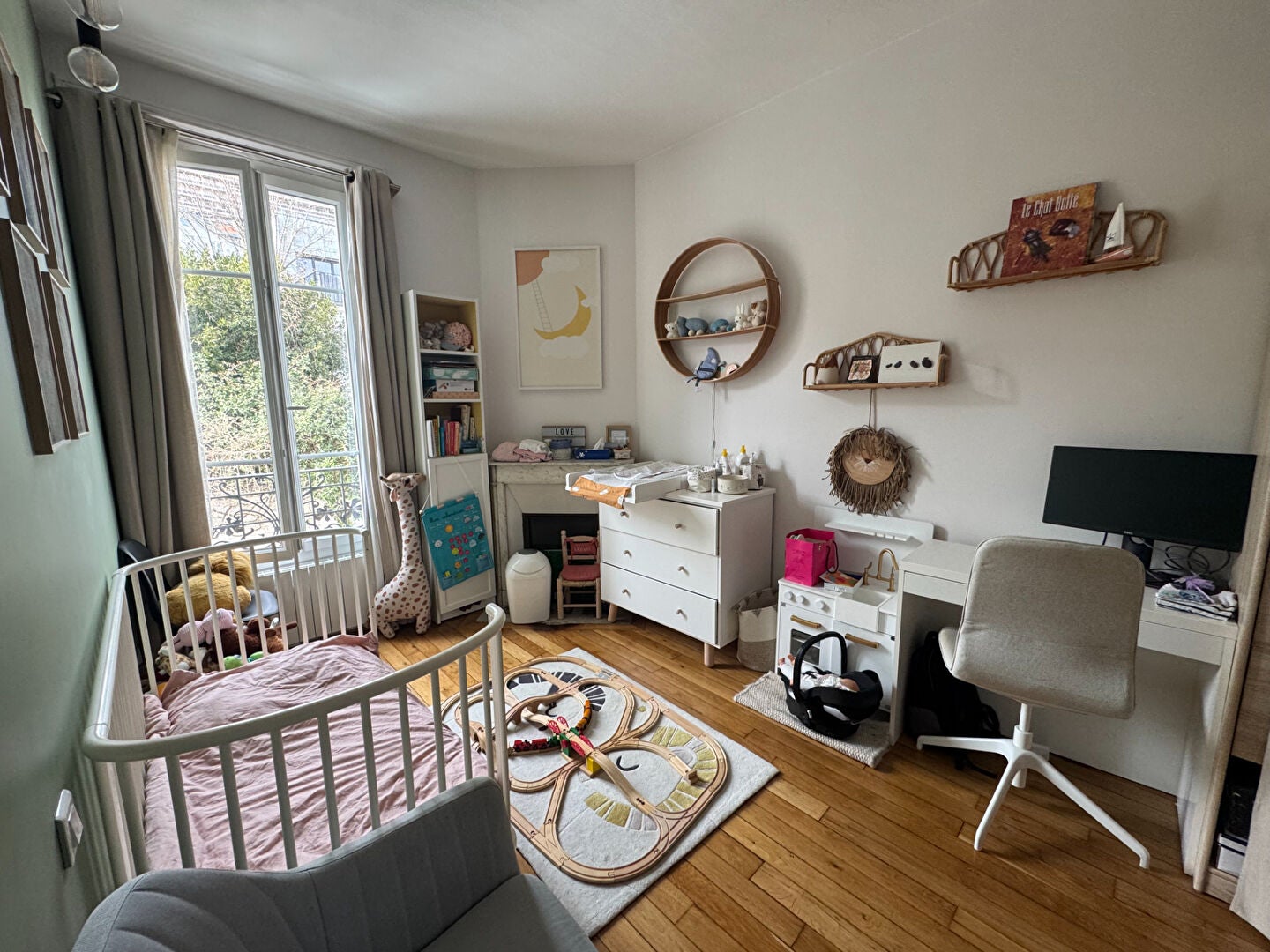 Flat Rue Jean Jaurès in Puteaux