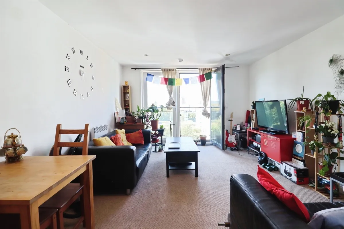 Flat Butetown Link in Cardiff