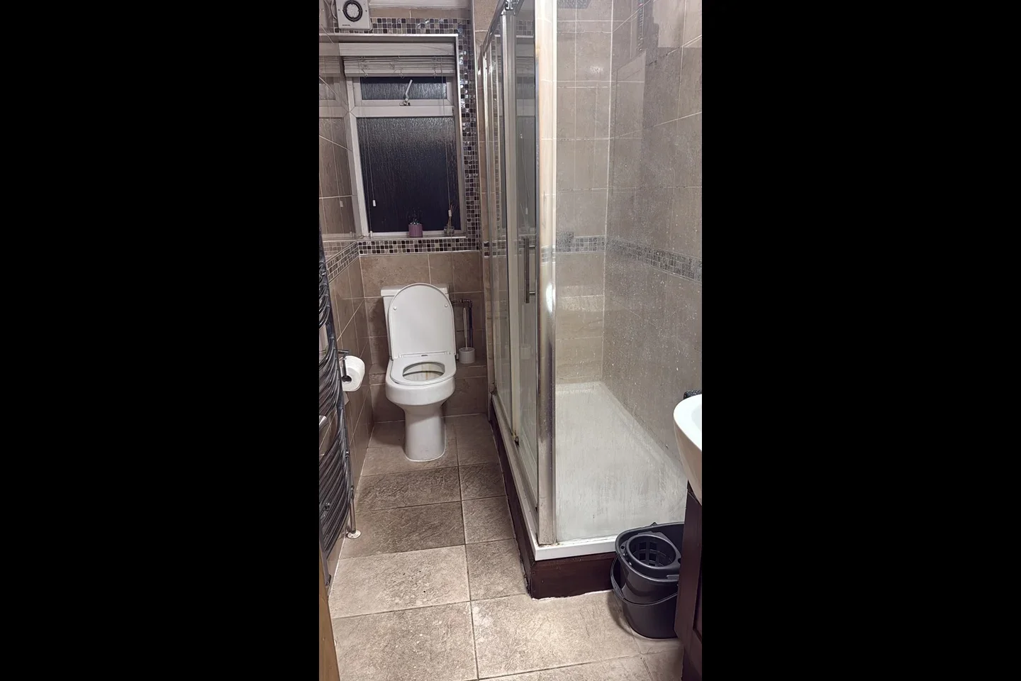 Flat Maryside in Slough