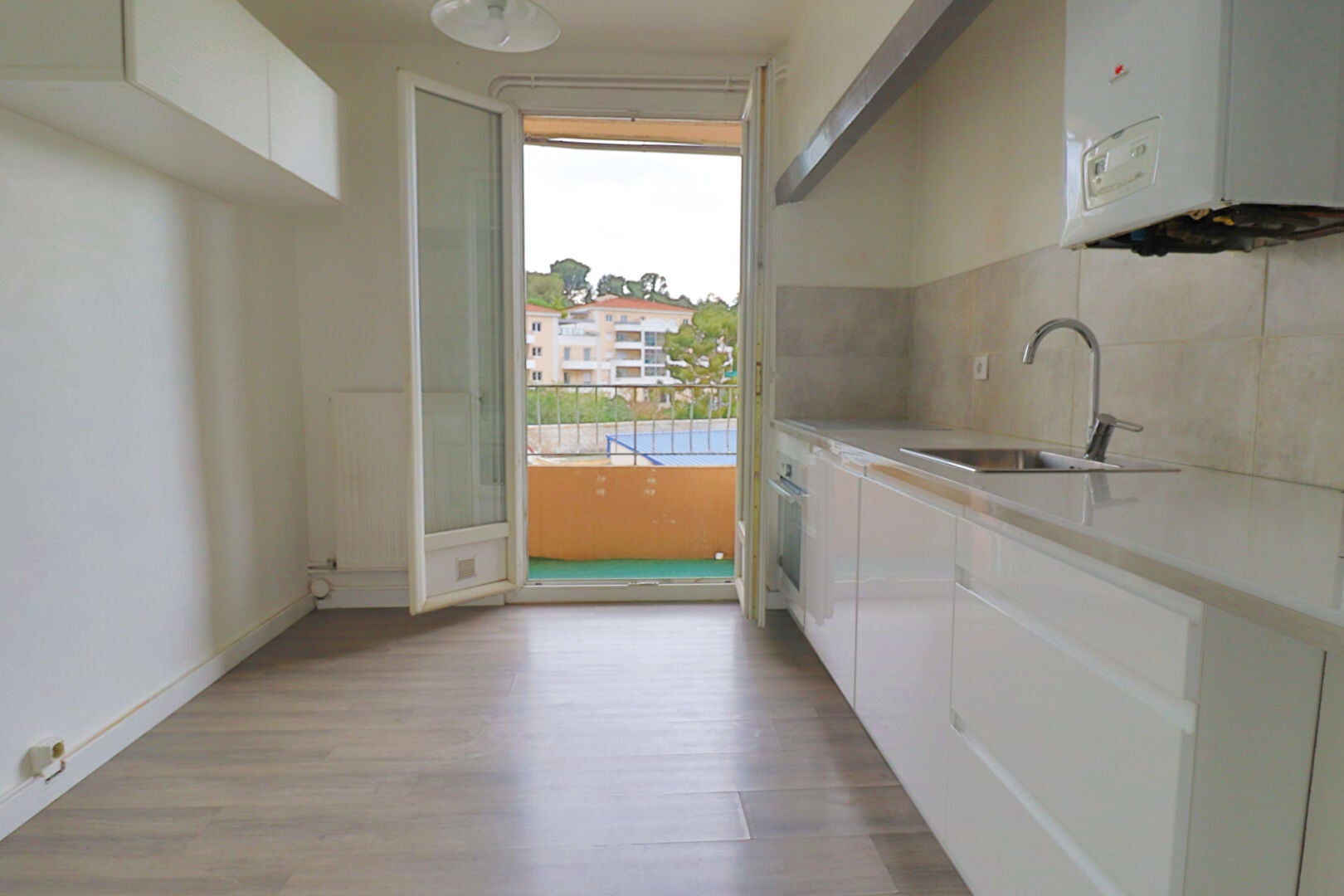 Flat Avenue Marcel Delprat in Marseille