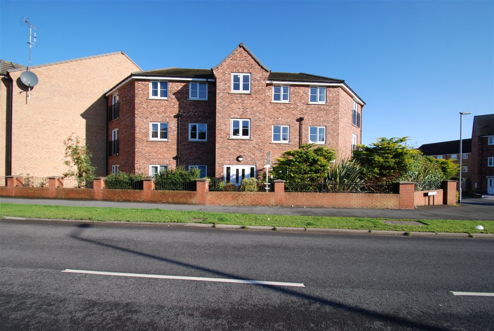 Flat Dunstone Heights in Sheffield